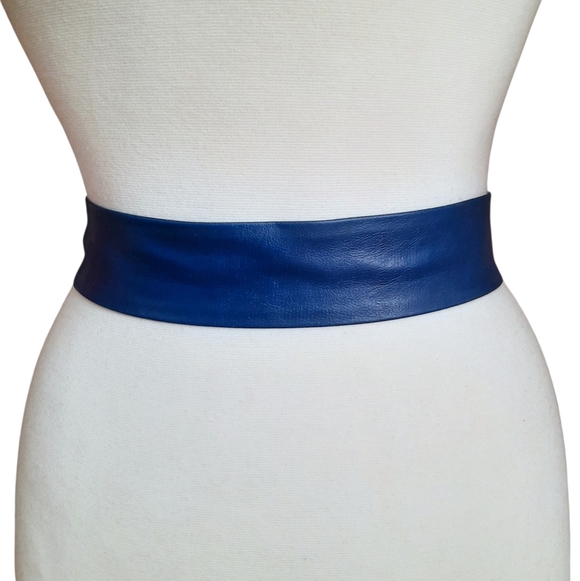 Vintage Blue Faux Leather 2" Wide Belt  w/ 2pc Gold/Silver Abstract Buckle Sz M - Picture 4 of 8